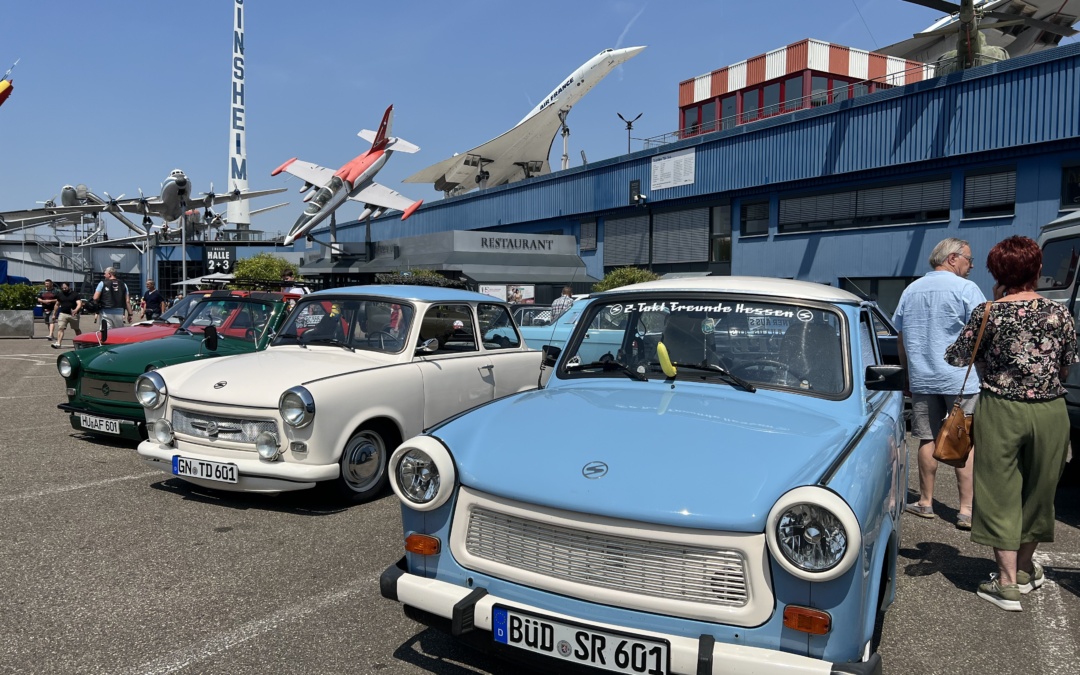 Technik Museum Sinsheim lädt zum bunten Ostalgie Treffen