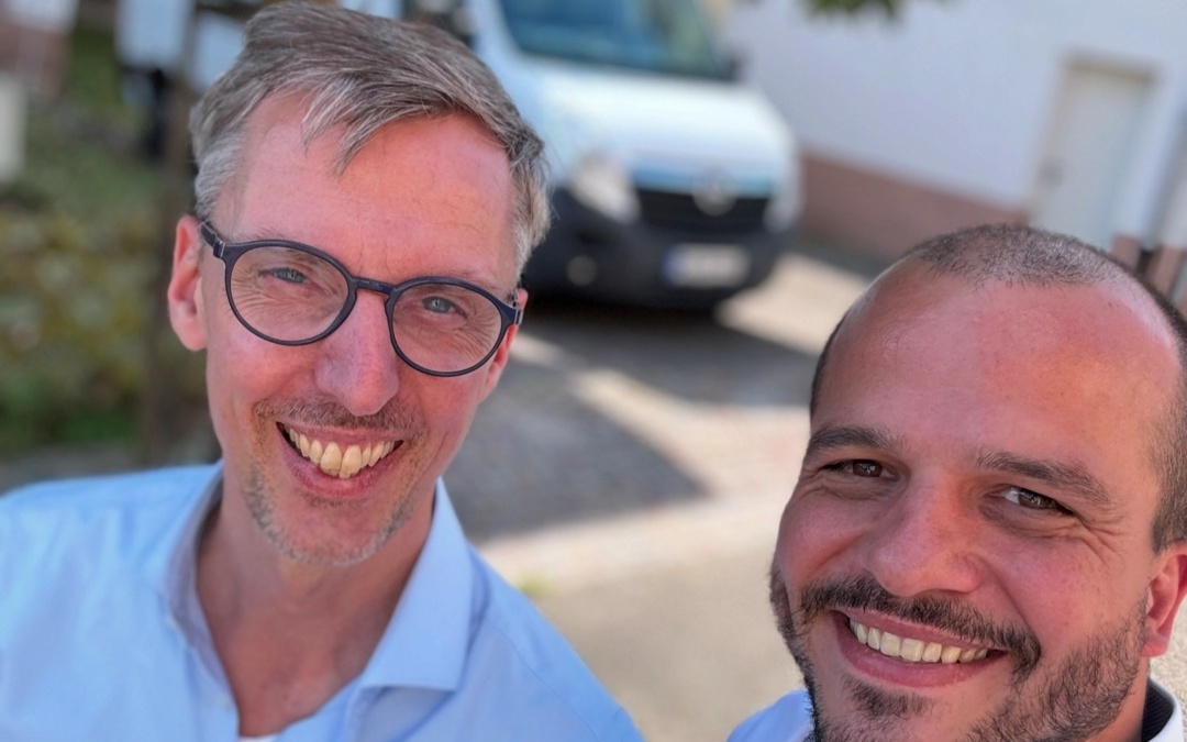 Lars Castellucci und Jan-Peter Röderer vor Ort in Eschelbronn