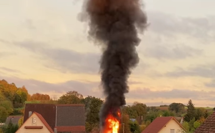 Ittlingen: Brand einer Lagerhalle